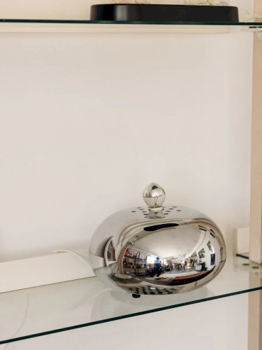 Julia, la lampe à poser en chrome N°354