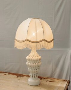 Julia, la lampe à poser en faïence italienne N°462