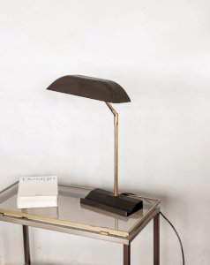 Julia, the metal table lamp No. 134