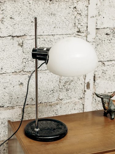 Julia, la lampe à poser en métal N°173