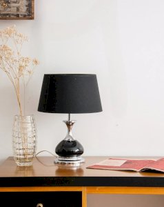 Julia, the N°178 metal table lamp