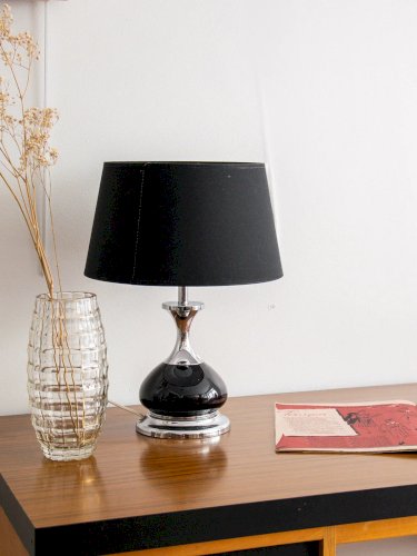 Julia, la lampe à poser en métal N°178