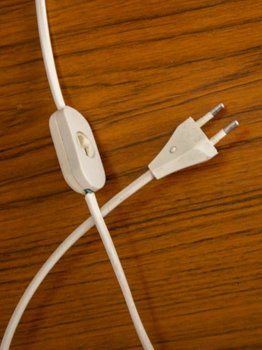 Julia, la lampe à poser en métal N°178