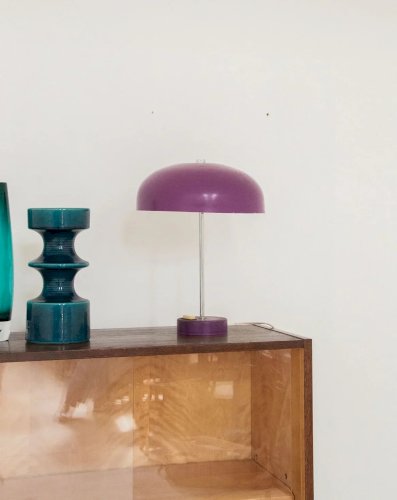 Julia, la lampe à poser en métal N°210