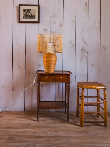 Julia, la lampe à poser en rotin N°620