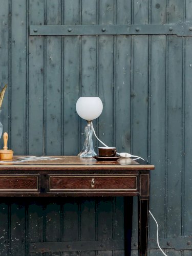 Julia, la lampe à poser en verre N°566