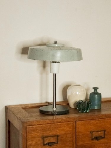 Julia, la lampe à poser industrielle N°521