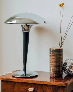 Julia, la lampe à poser modèle Dakapo N°308