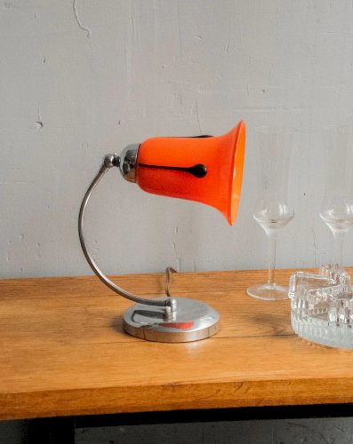 Julia, la lampe à poser orange en verre N°600