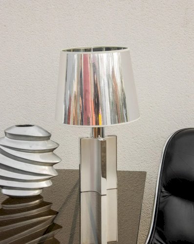 Julia, la lampe à poser Space Age N°624