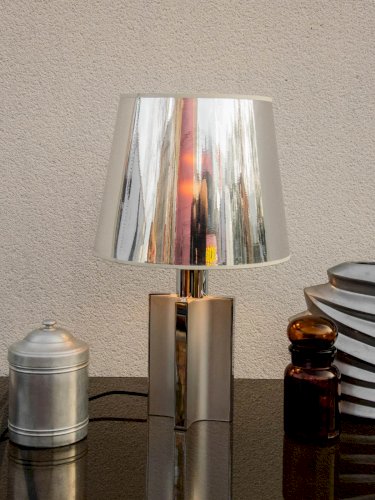 Julia, la lampe à poser Space Age N°624