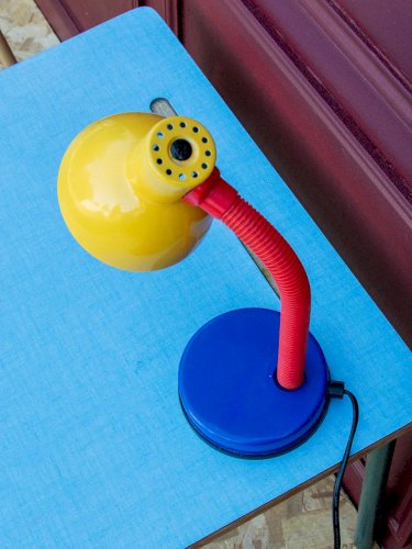 Julia, la lampe à poser tricolore N°279