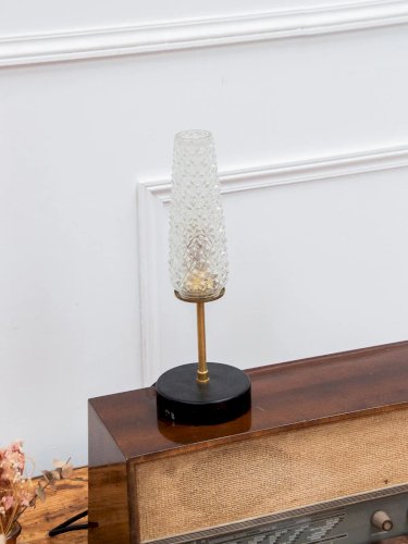 Julia, la lampe à poser vintage N°349