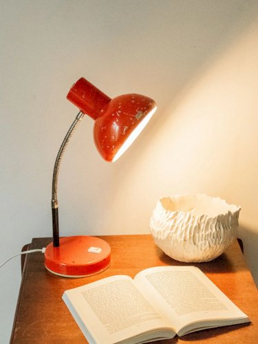 Julia, la lampe de bureau orange en métal N°572