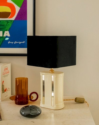Julia, la lampe en céramique et tissu noir N°713