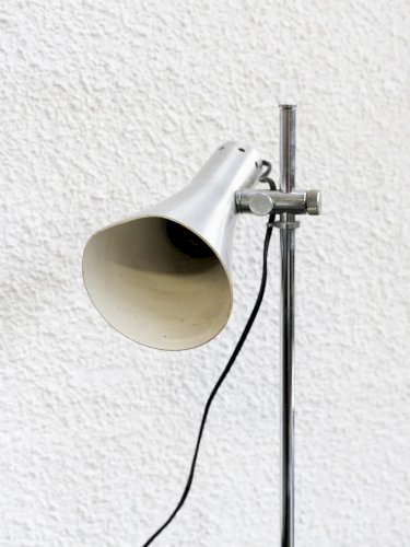 Julia, la lampe en métal N°38