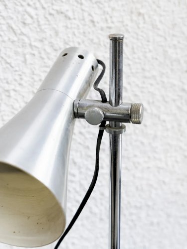 Julia, la lampe en métal N°38