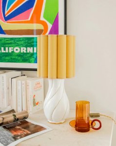 Julia, the mustard ceramic lamp No. 700