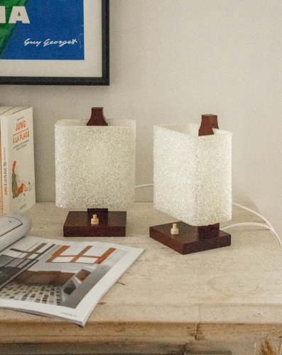 Julia, la paire de lampes texturées en bois N°694