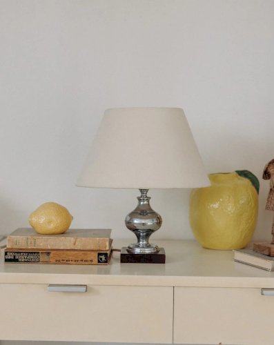 Julia, la petite lampe à poser en inox N°506