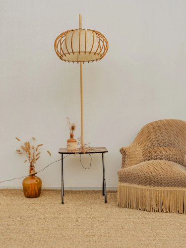 Julien, le lampadaire avec plateau N°250