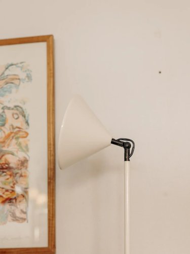 Julien, le lampadaire blanc 80's N°181