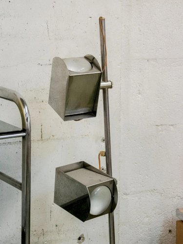 Julien, le lampadaire chromé N°131