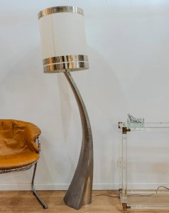 Julien, the Space Age chrome lamp post No. 306