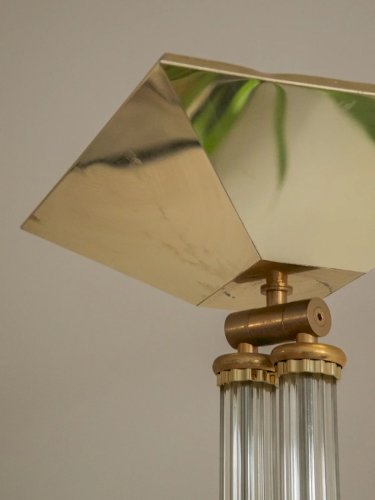 Julien, le lampadaire doré N°201