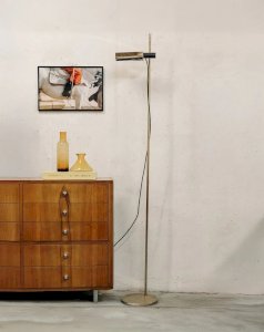 Julien, le lampadaire en métal doré N°138