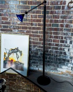 Julien, the metal and glass streetlamp No. 189