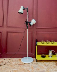 Julien, le lampadaire en métal N°110