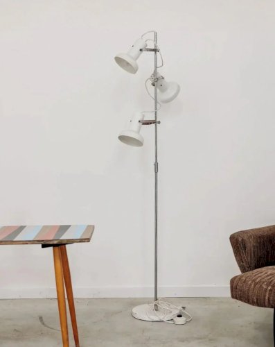 Julien, le lampadaire en métal N°22