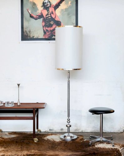 Julien, le lampadaire en métal N°29