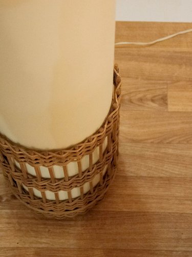 Julien, le lampadaire fin en rotin N°149