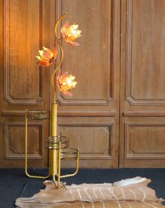 Julien, le lampadaire Lotus en verre et laiton N°293