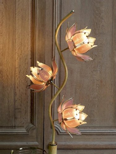 Julien, le lampadaire Lotus en verre et laiton N°293