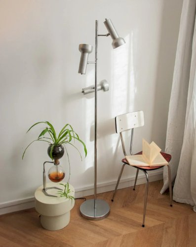 Julien, le lampadaire modulable en métal N°215