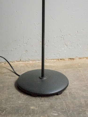 Julien, le lampadaire nacré en métal N°213