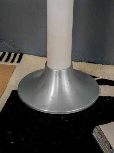 Julien, le lampadaire néon en métal N°272