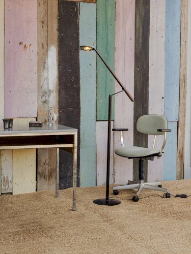 Julien, le lampadaire noir en métal N°307