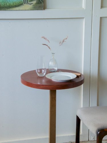 Karla, la petite table à manger N°410