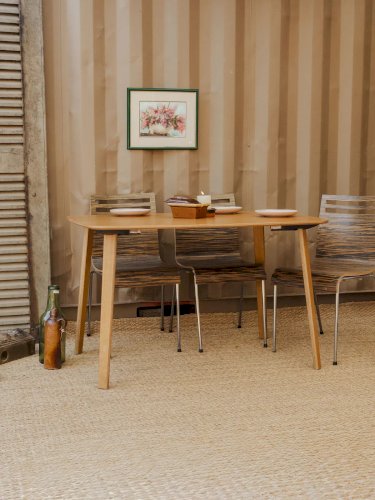 Karla, la table à manger en bois N°1019