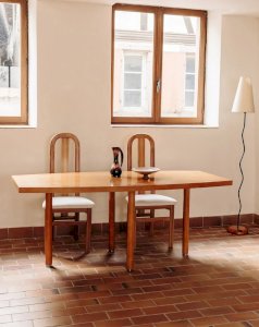 Karla, the wooden dining table No. 107