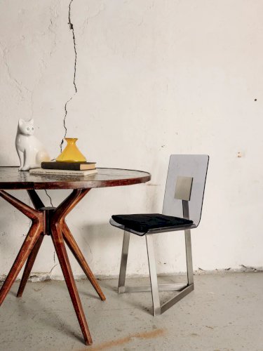 Karla, la table à manger en bois N°330