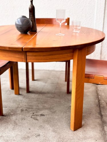 Karla, la table à manger en bois N°356