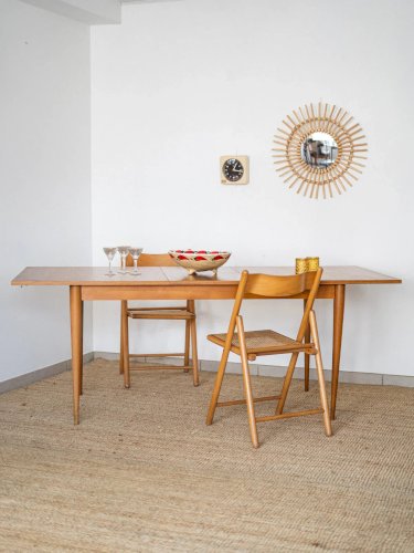 Karla, la table à manger en bois N°403