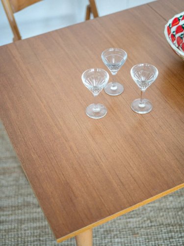 Karla, la table à manger en bois N°403