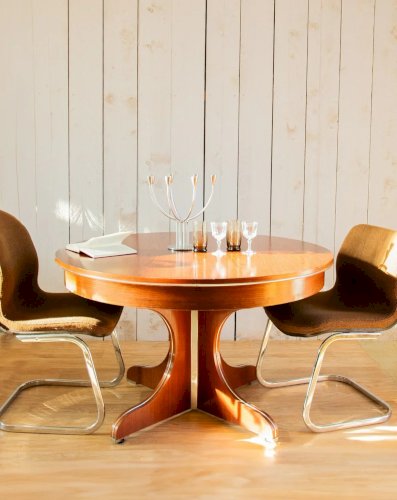 Karla, la table à manger en bois papillon N°1039