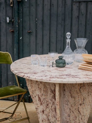 Karla, la table à manger en marbre N°366